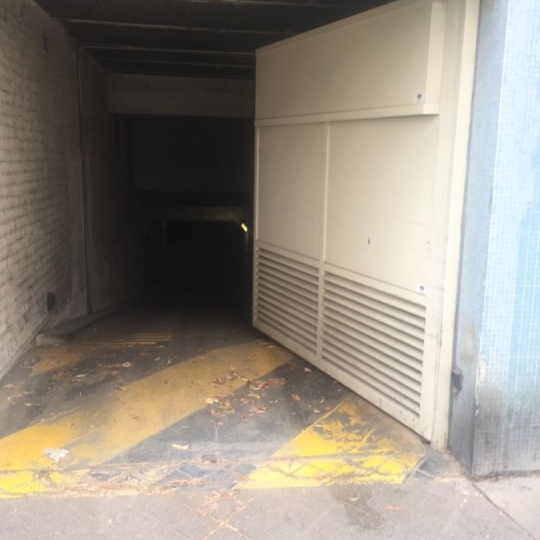  Annonces CLAMART : Garage / Parking | PARIS (75015) | 0 m2 | 120 € 