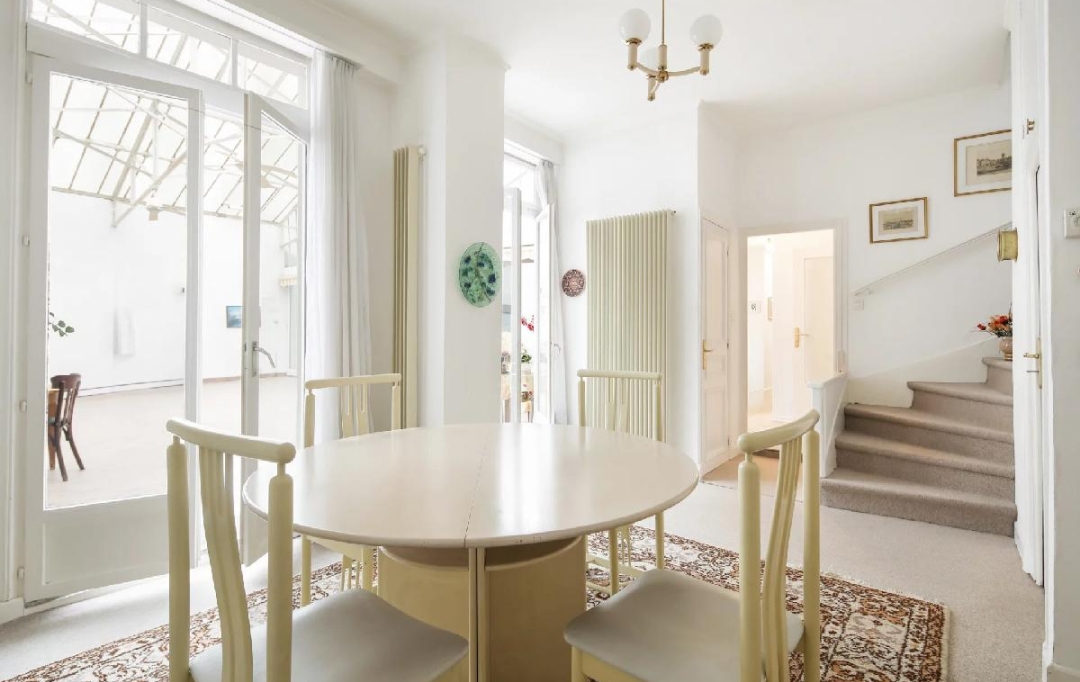 Annonces CLAMART : Maison / Villa | PARIS (75014) | 245 m2 | 2 850 000 € 