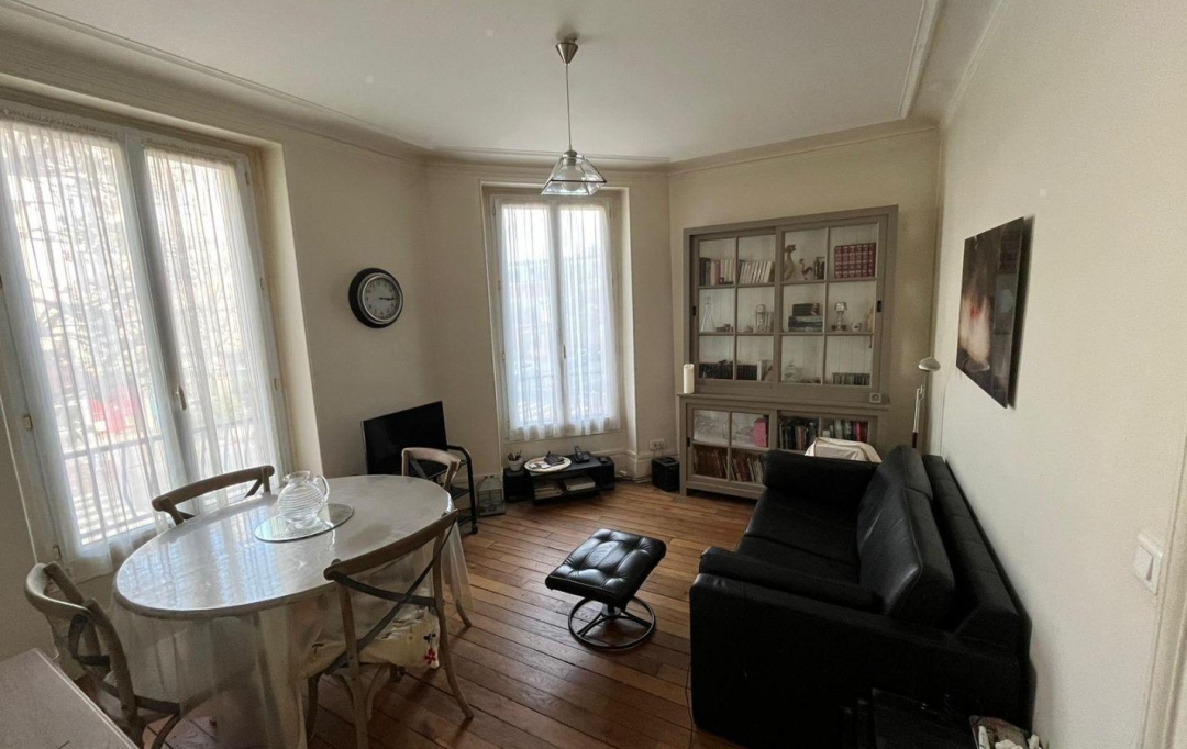 Annonces CLAMART : Appartement | CHARENTON-LE-PONT (94220) | 50 m2 | 435 000 € 