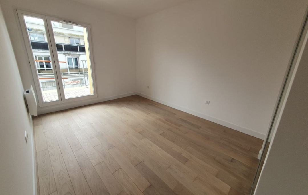 Annonces CLAMART : Appartement | PARIS (75018) | 64 m2 | 1 225 000 € 