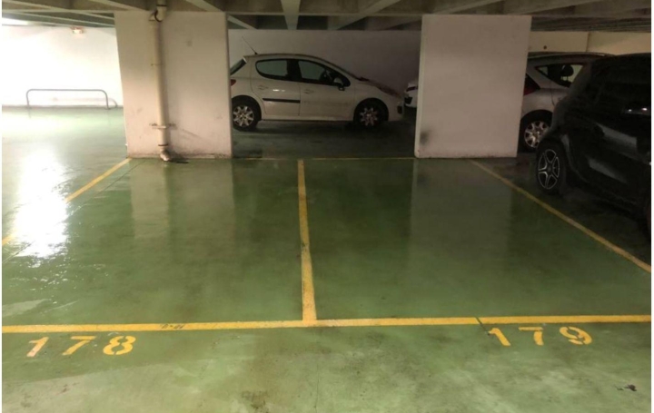  Annonces CLAMART Garage / Parking | PARIS (75011) | 12 m2 | 28 000 € 